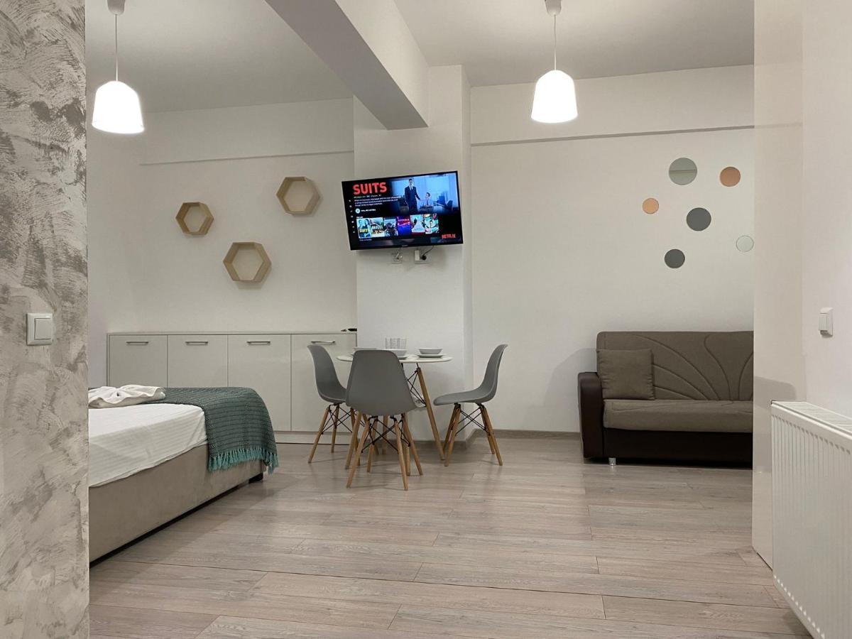 Studios & Apartments Palas By Glam At Lazar Towers Iasi Luaran gambar