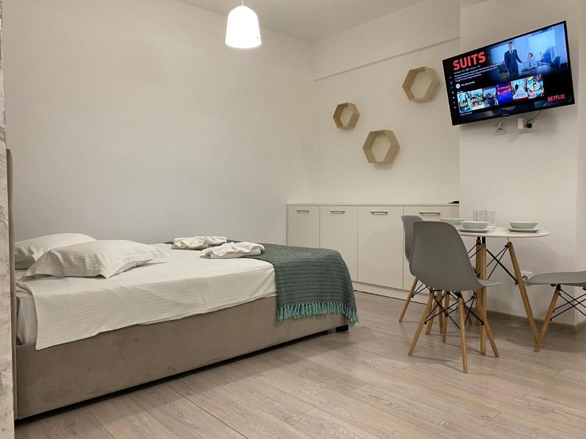 Studios & Apartments Palas By Glam At Lazar Towers Iasi Luaran gambar