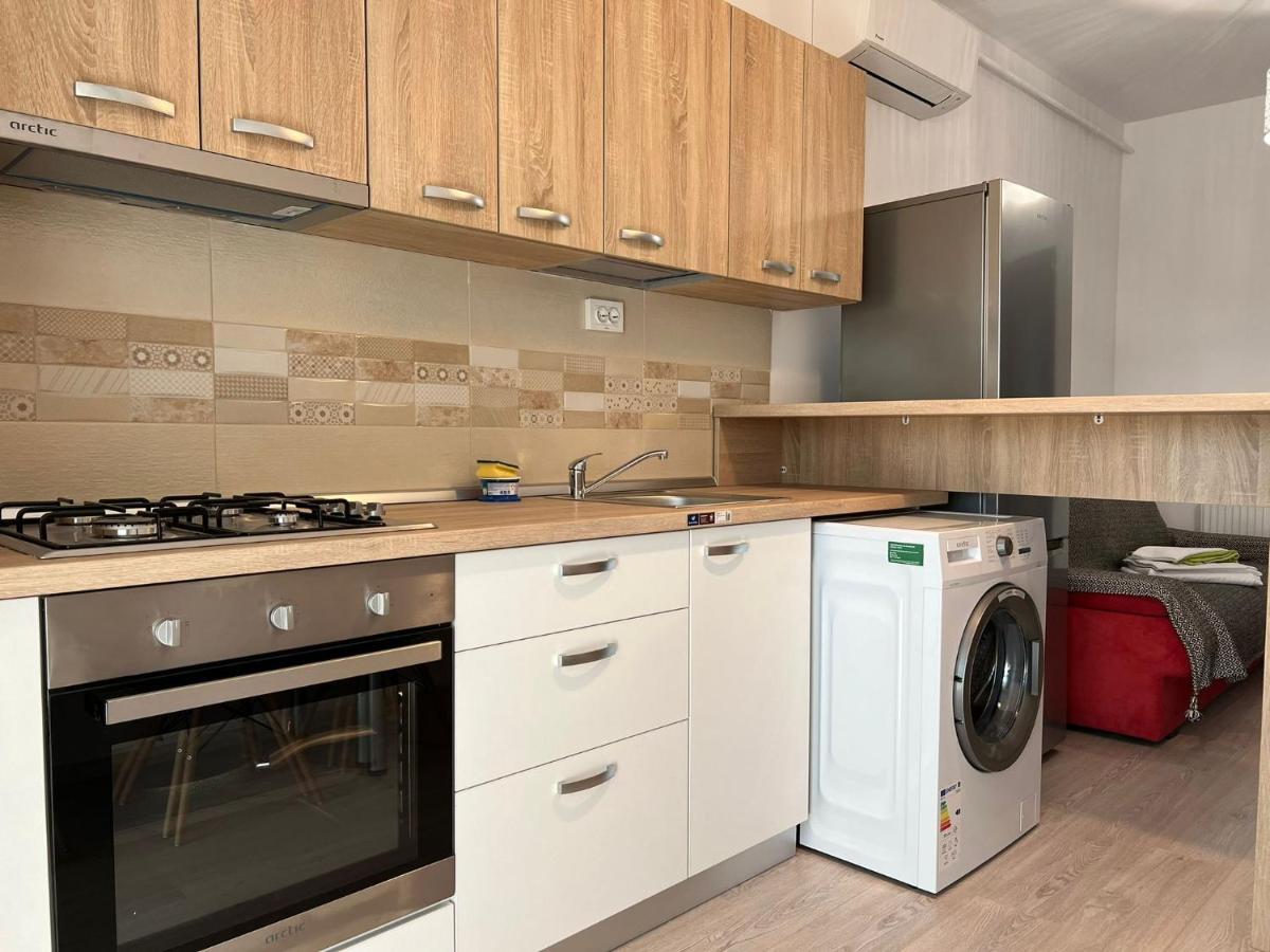 Studios & Apartments Palas By Glam At Lazar Towers Iasi Luaran gambar