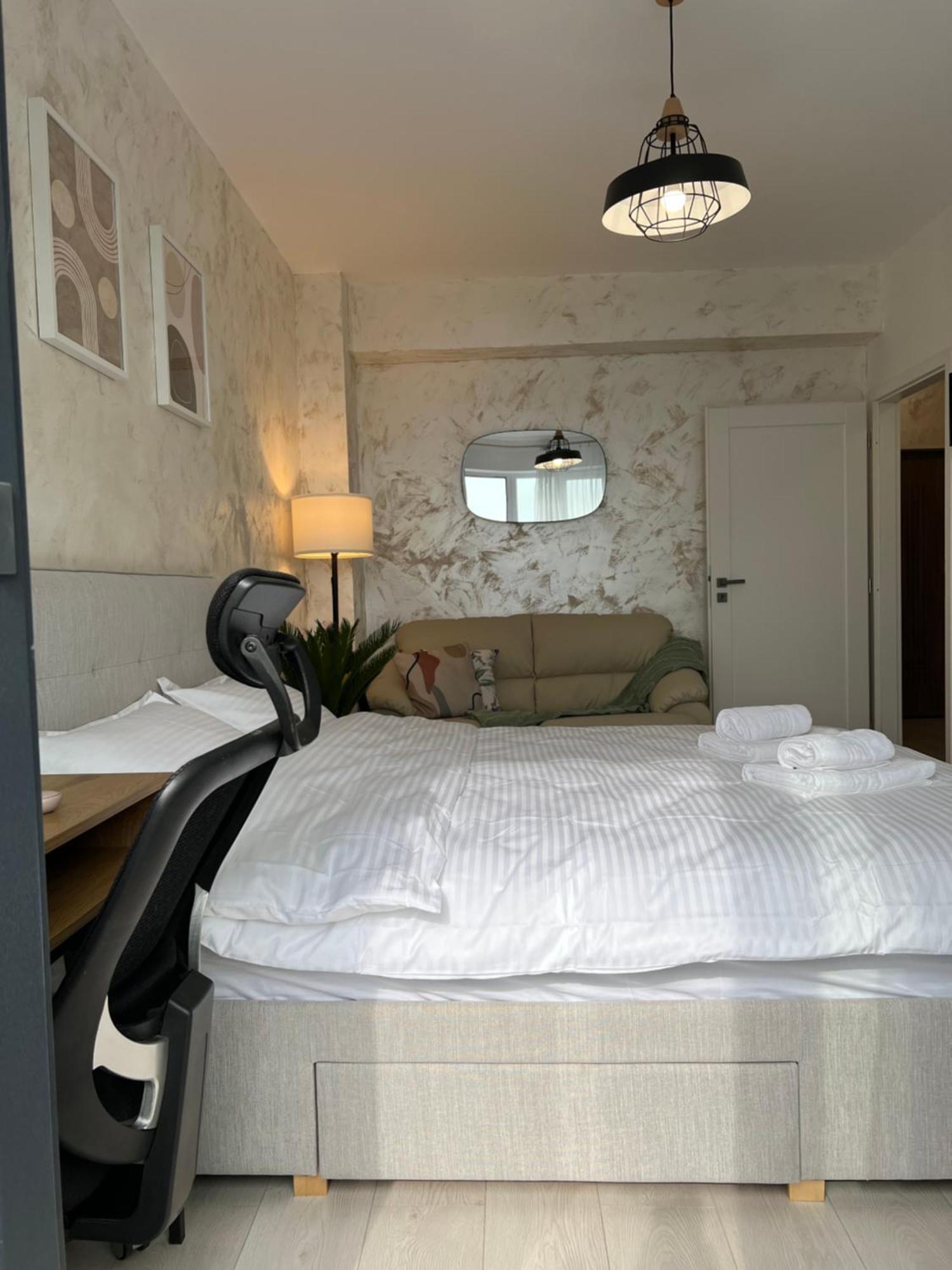 Studios & Apartments Palas By Glam At Lazar Towers Iasi Luaran gambar
