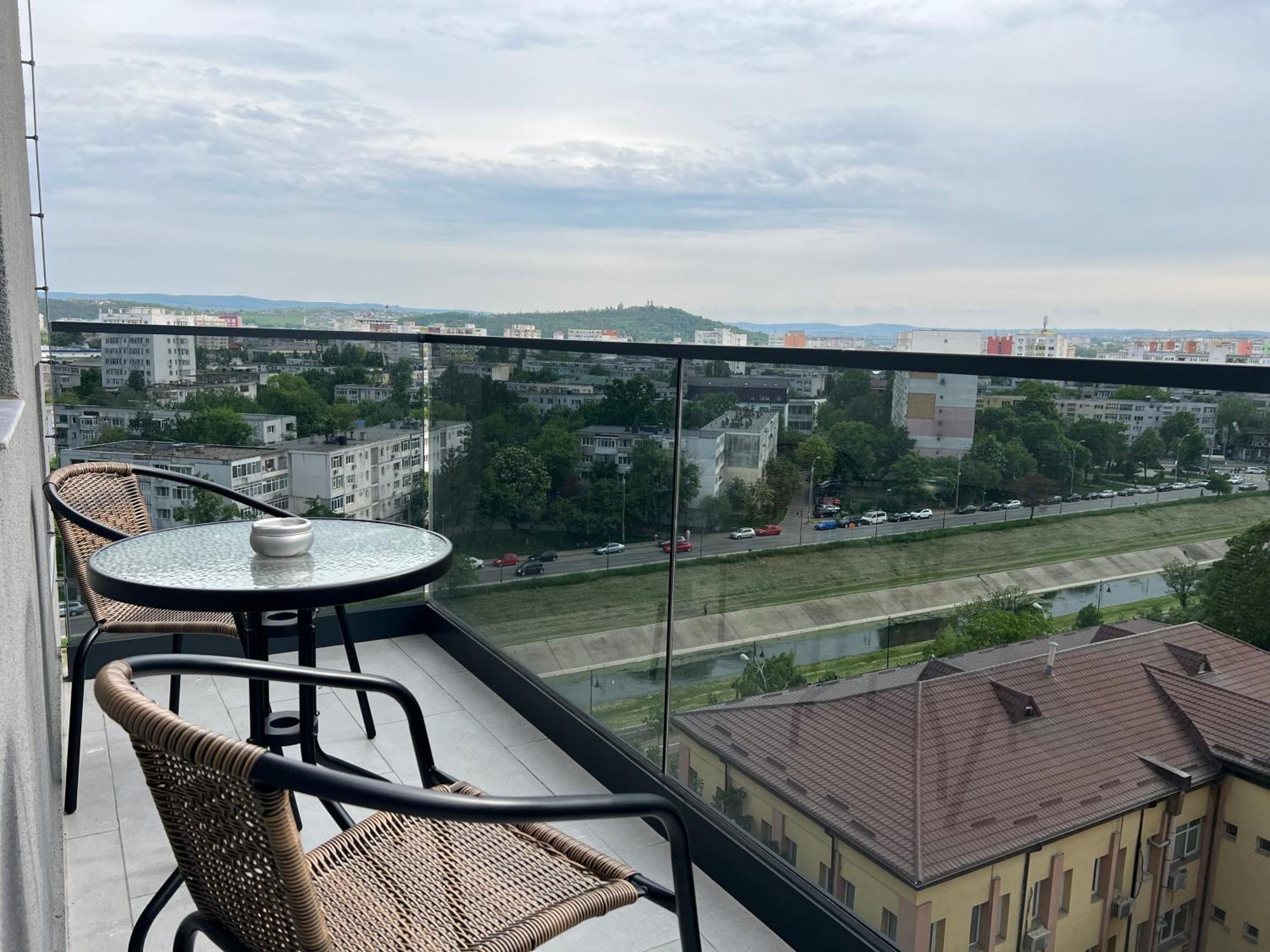 Studios & Apartments Palas By Glam At Lazar Towers Iasi Luaran gambar