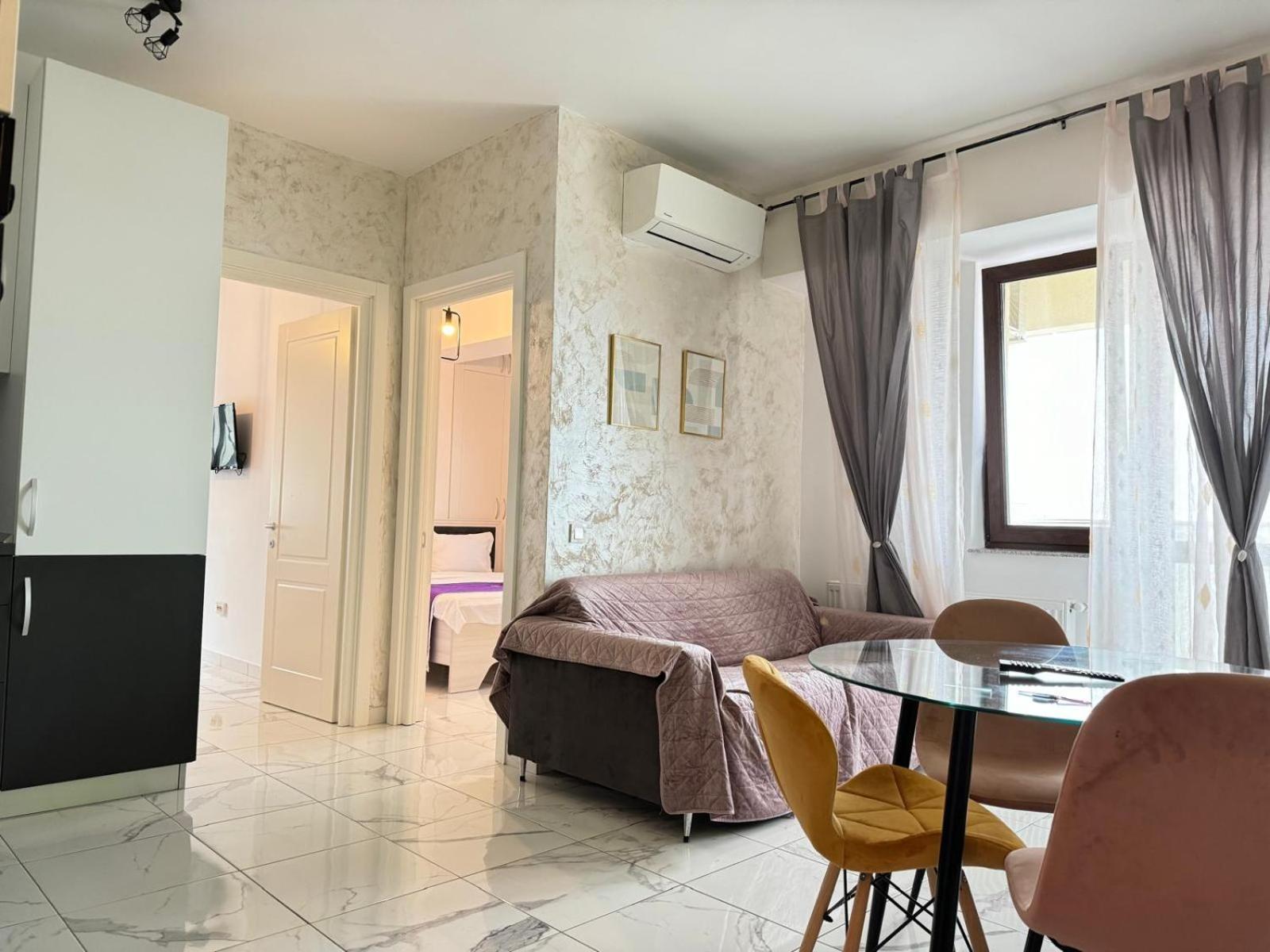 Studios & Apartments Palas By Glam At Lazar Towers Iasi Luaran gambar