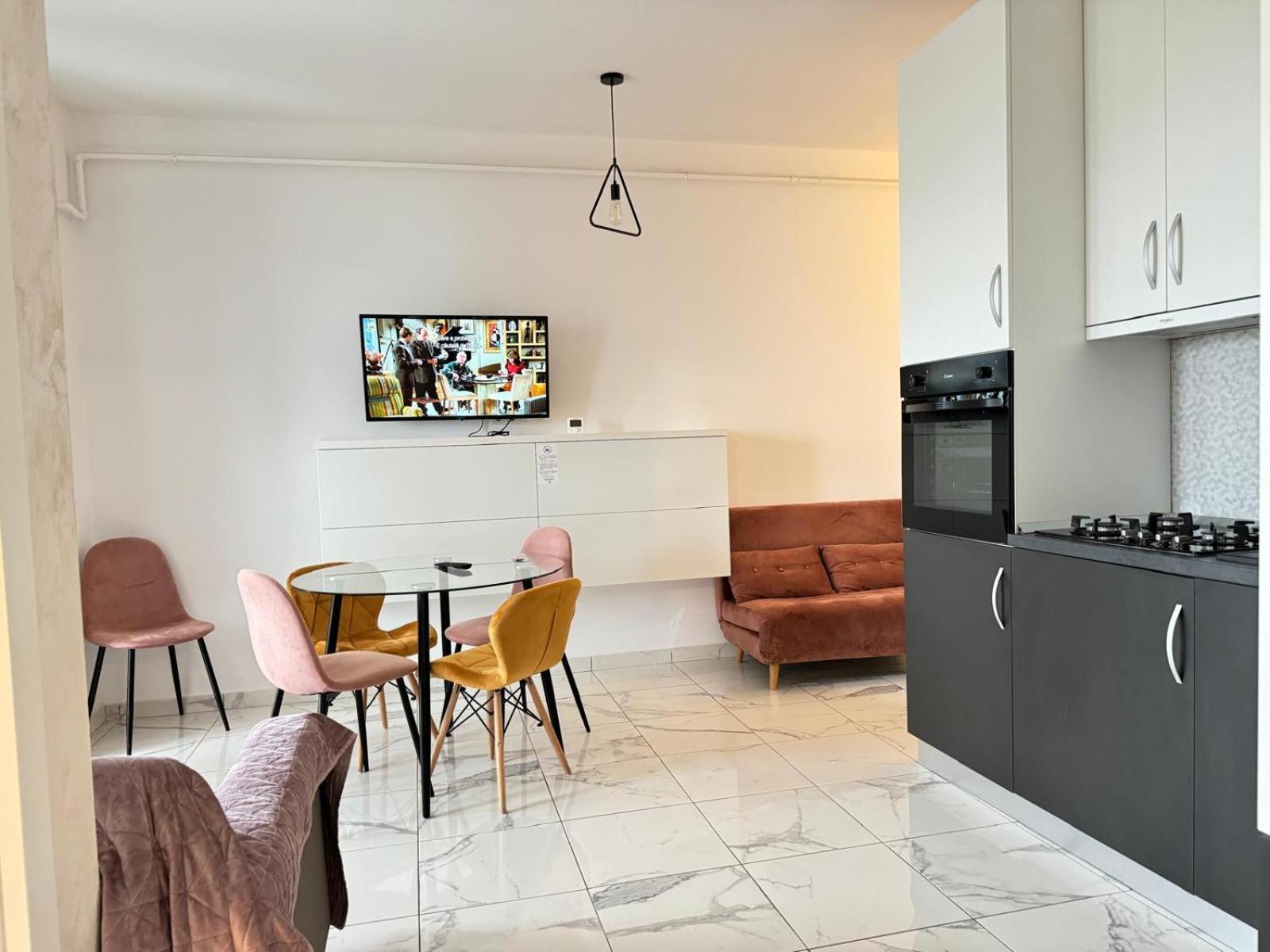 Studios & Apartments Palas By Glam At Lazar Towers Iasi Luaran gambar