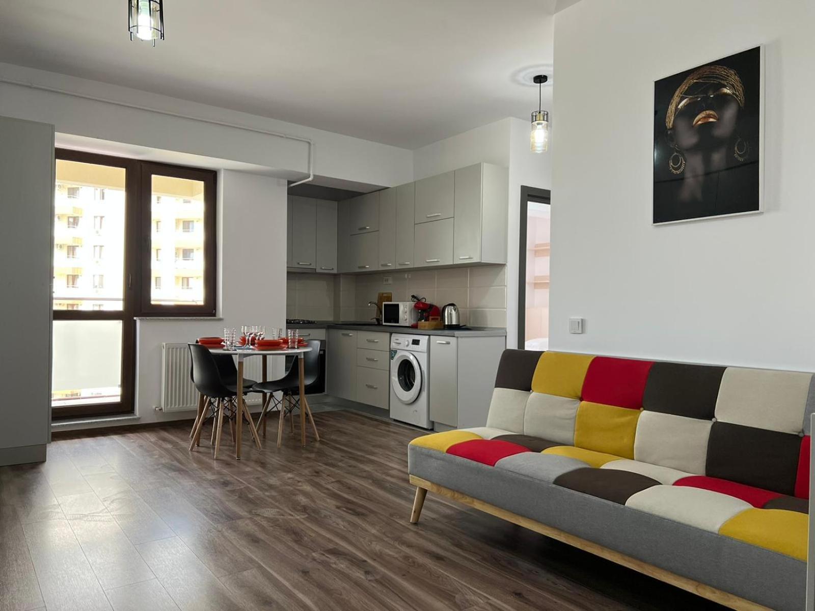 Studios & Apartments Palas By Glam At Lazar Towers Iasi Luaran gambar