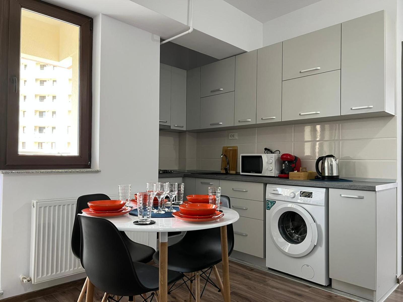 Studios & Apartments Palas By Glam At Lazar Towers Iasi Luaran gambar