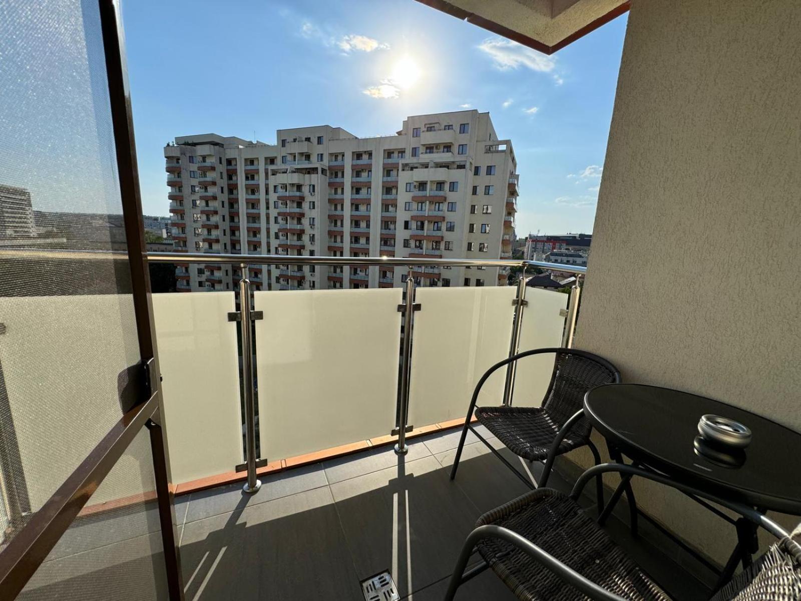 Studios & Apartments Palas By Glam At Lazar Towers Iasi Luaran gambar